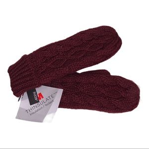NWT Thinsulate Cold Winter Weather Burgundy Red Knitted Mittens